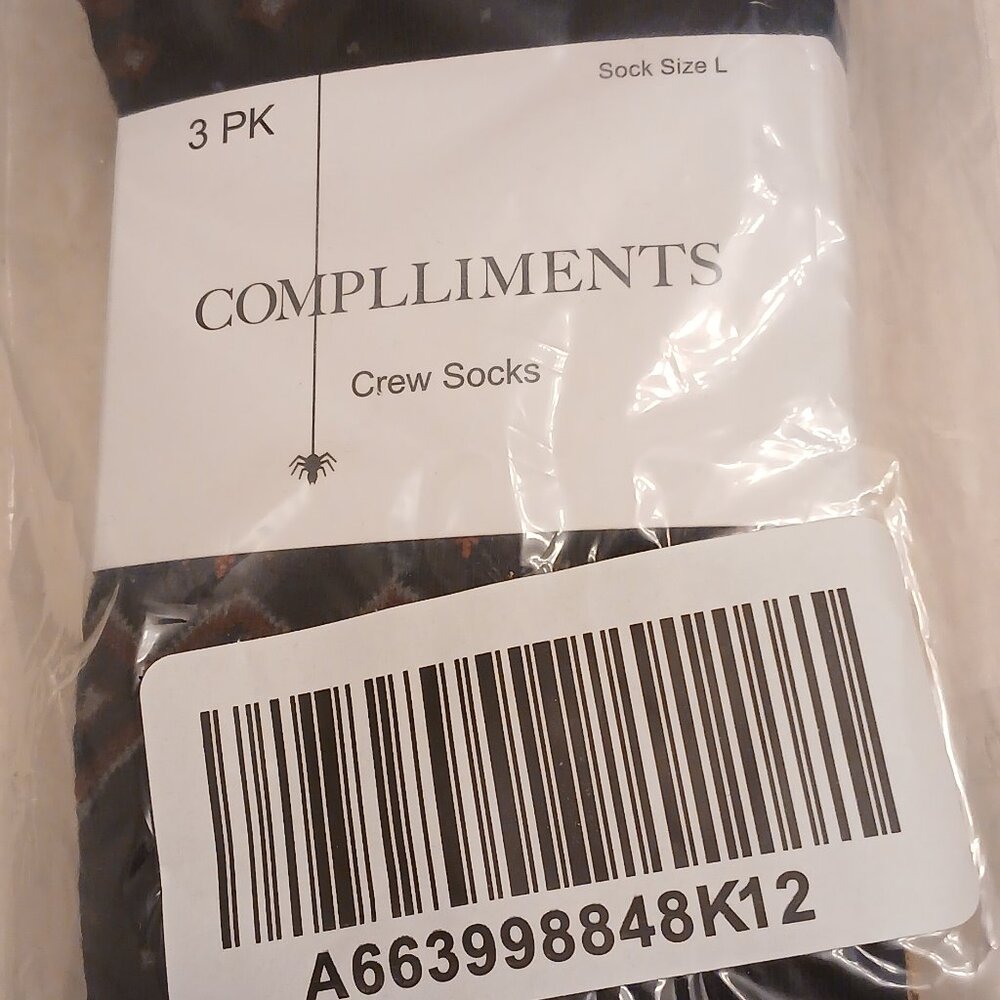 Womens 3 Pack of Fall Crew Socks